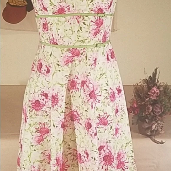 Carmen Marc Valvo Cream Sundress with Spaghetti Straps - Picture 4 of 9